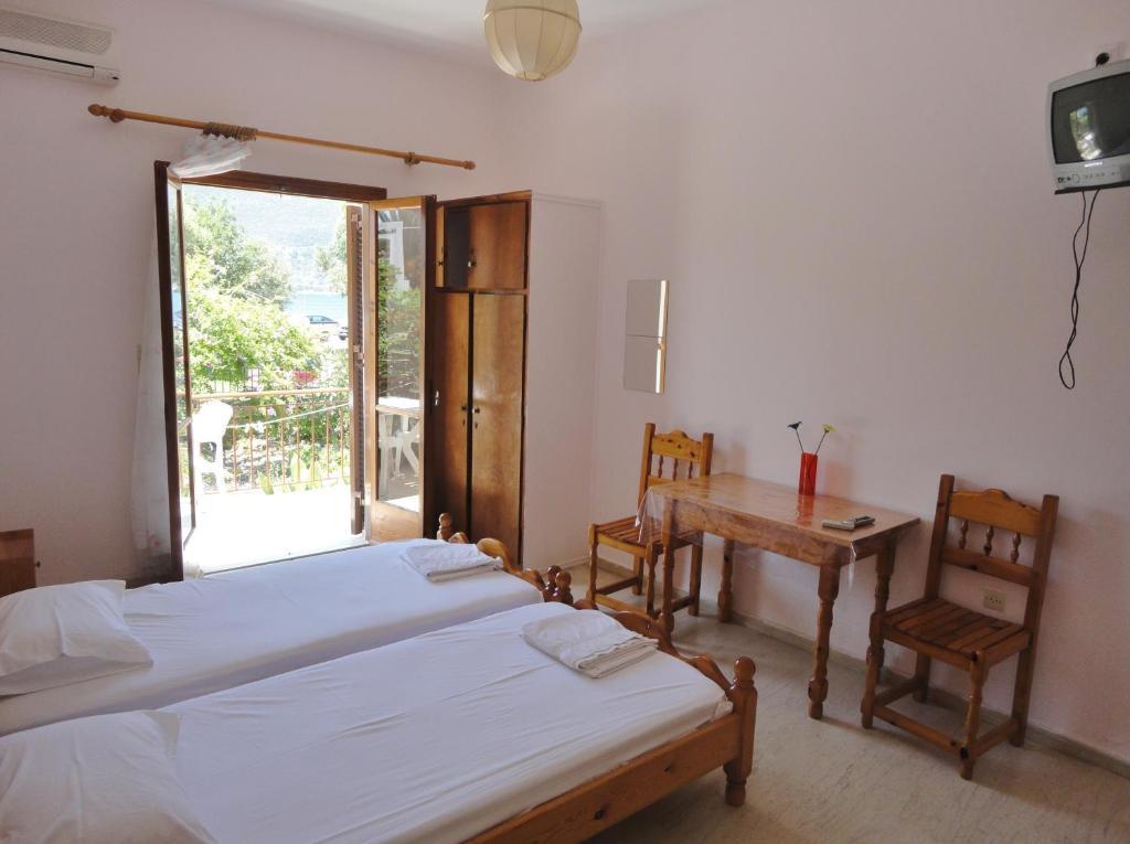 Mario Rooms Vasiliki  Bilik gambar