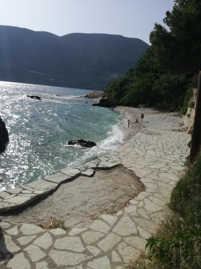 Mario Rooms Vasiliki  Luaran gambar